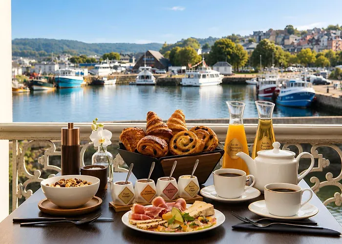 Best Western Le Cheval Blanc -Centre- Vieux Port Honfleur